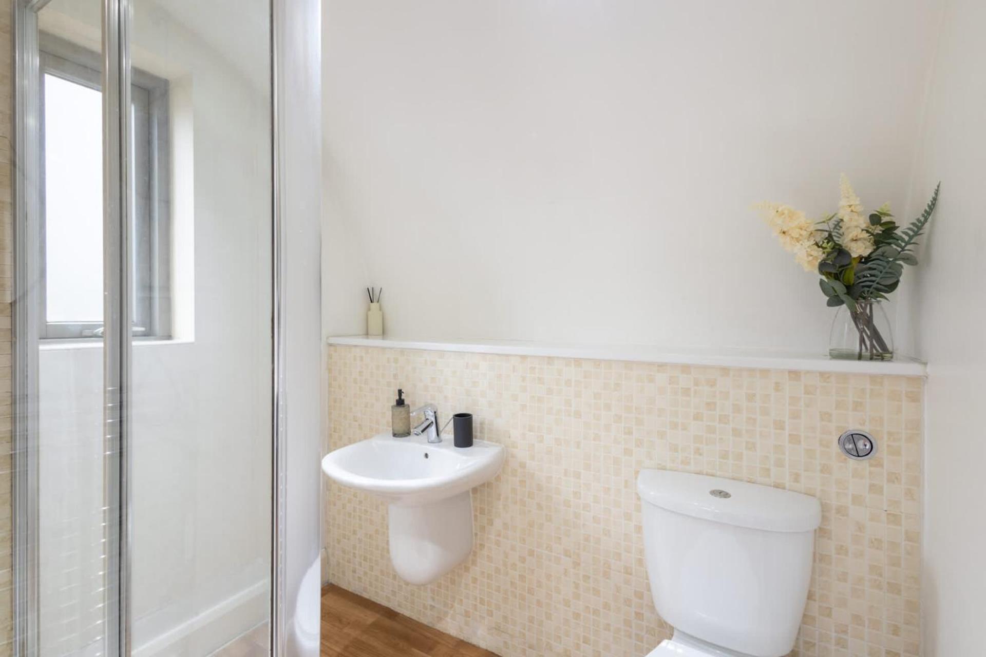 Host & - Bradshaw Close Holiday home *